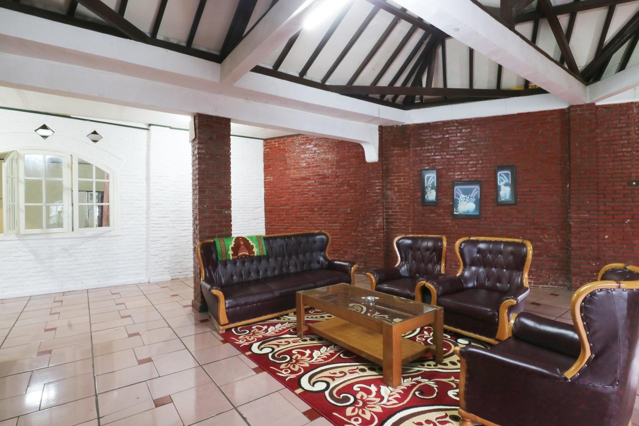 Villa Madani Paragajen Ngoại thất bức ảnh